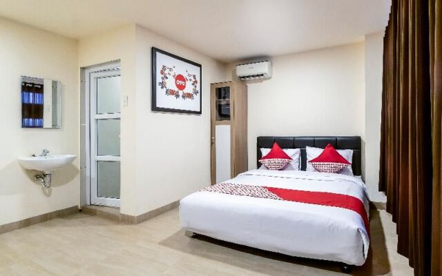 Oyo 786 Sutomo Guest House