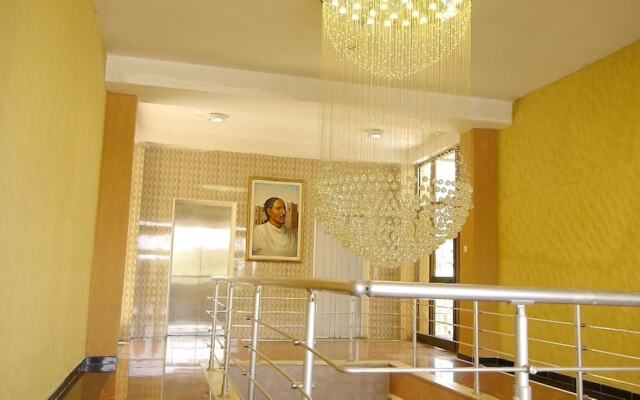 Atse Yohannes Hotel