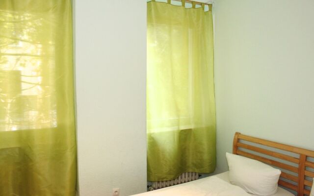 Hostel City Bed 2