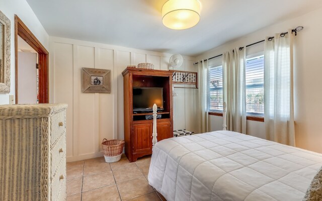 The Other Castle 5 Bedroom Home by RedAwning