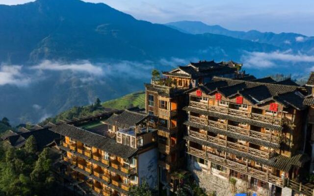 Longji Terrace Ping'an Hotel (Qixing Banyue Viewing Desk)