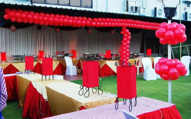 V V Grand Business Hotel