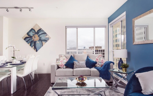 New Downtown LA Luxury Jr. Penthouse