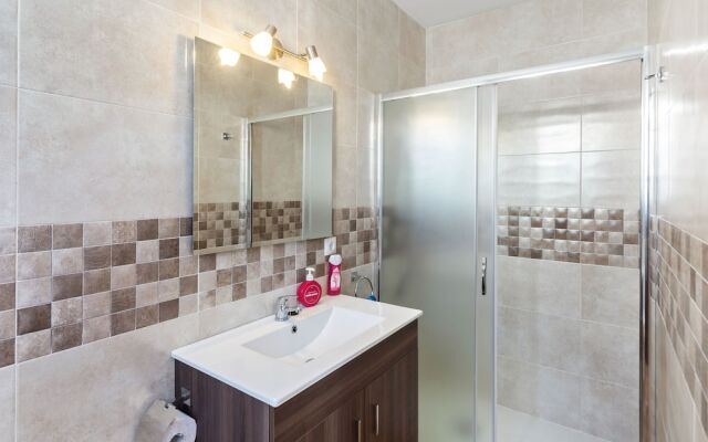 Elegant Holiday Home in Olvera With Terrace