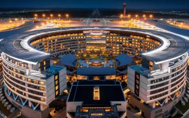 Tianfu Joyhub Air Hotel