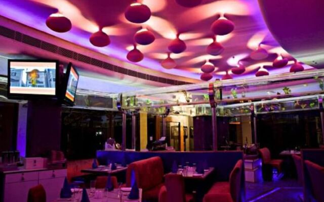 Hotel Moti Mahal by MTMC Rooms