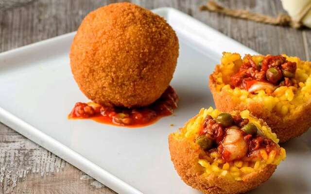 Villa Linda by the sea in South Sicily