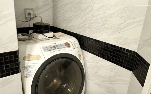 D El Dorado Westlake Luxury Apartments