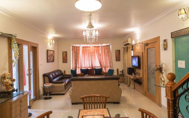 OYO 7275 Excellent Homes