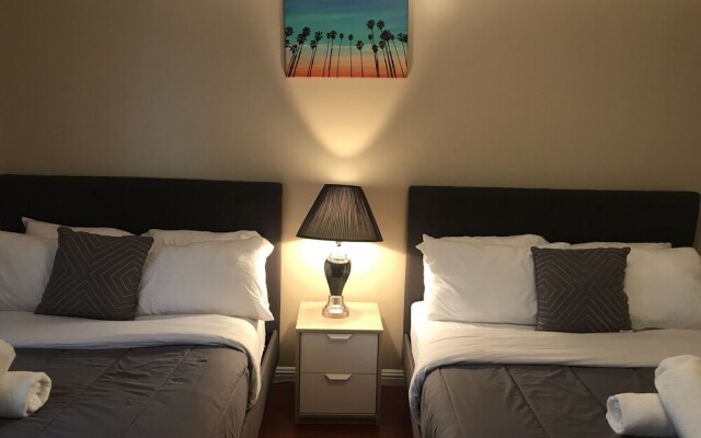 Hollywood Cozy Bedrooms