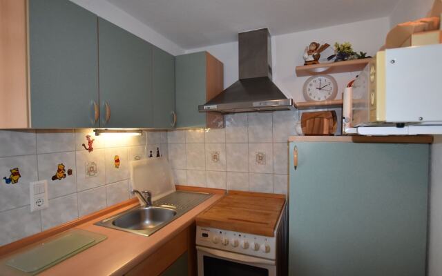 Plush Apartment with Garden in Bastorf