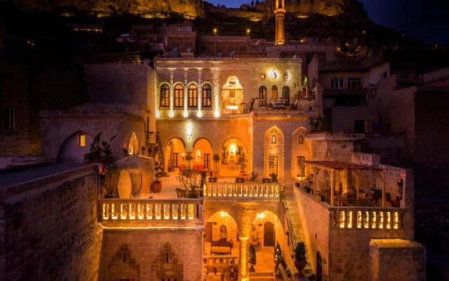 Tarihi Selcuklu Konagi