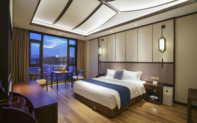 Amitabha Hotel (Fuzhou Aoti)