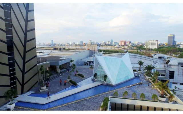 The Rinra Makassar