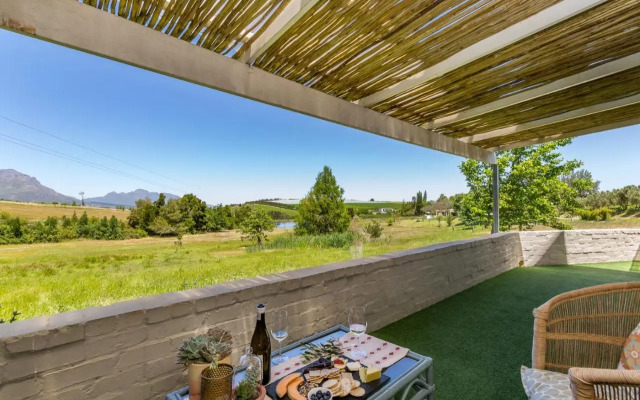 Wildlife Retreat on a Wine-Farm