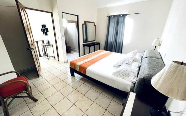 Casa grande con 4 habitaciones! Cerca del mar.