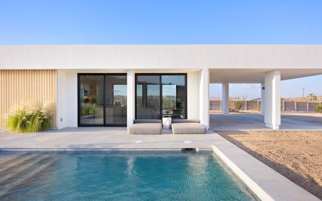 Tera Haus - Minimalist Desert Temple With Pool 2 Bedroom Home by RedAwning