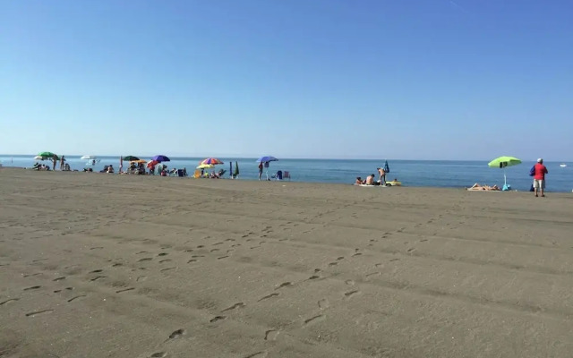 Farmhouse in Montalto Near Sandy Beach