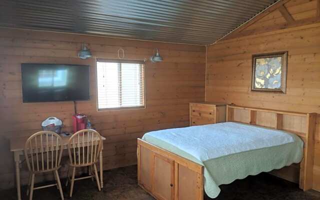Stateline Cabins & RV