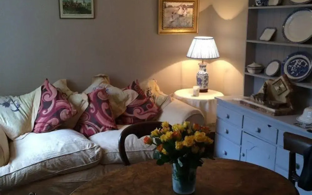 Dove Tree House