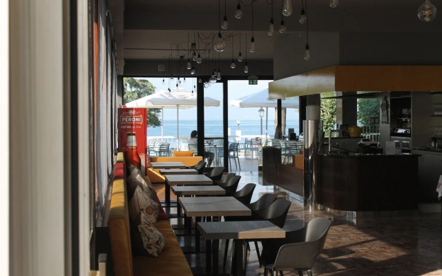Lake Garda Beach Hostel