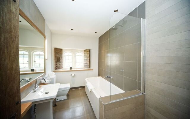 Maidens Tower B&B