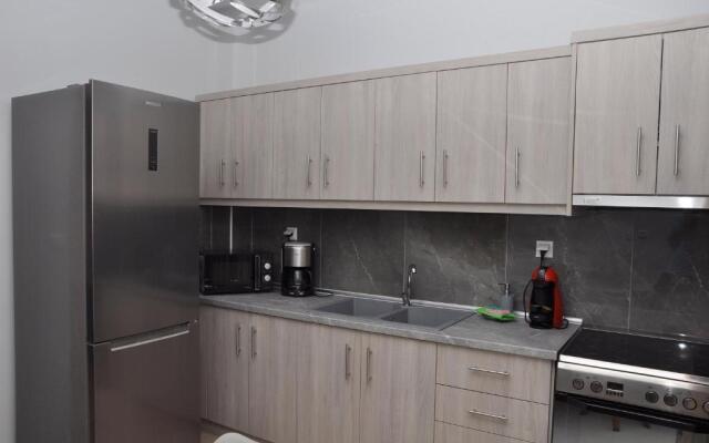 Friendly Flat 3