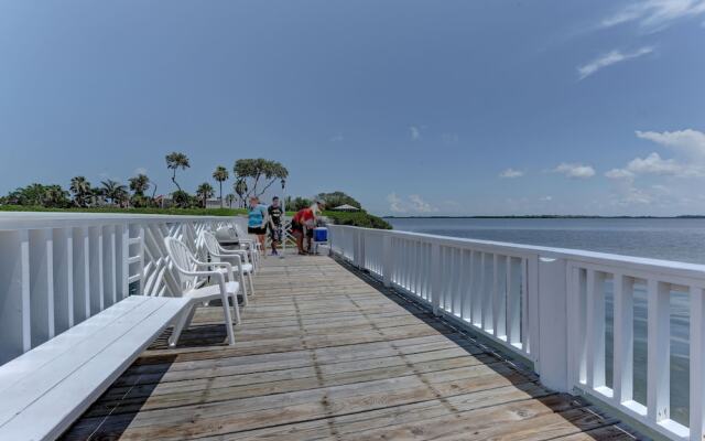 Tradewinds Beach Resort