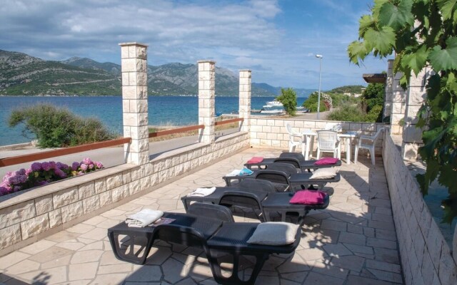 Awesome Home in Racisce With Wifi and 2 Bedrooms