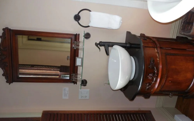 The Proctor Mansion Inn