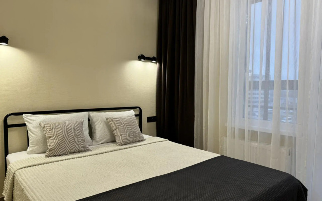 Апартаменты на проспекте Созидателей 114/2