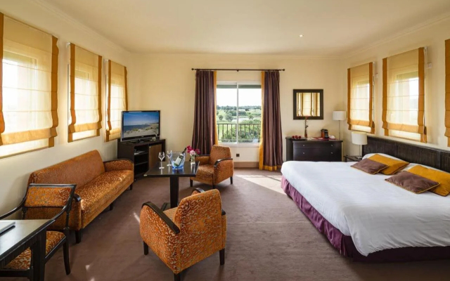 Le Palmyra Golf Hotel