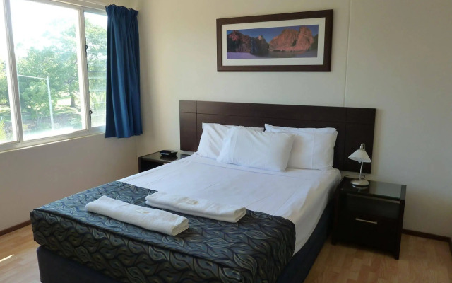 Cullen Bay Resort