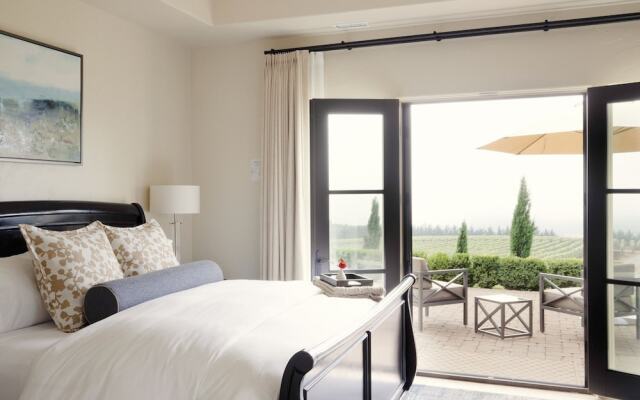 Black Walnut Inn & Vineyard