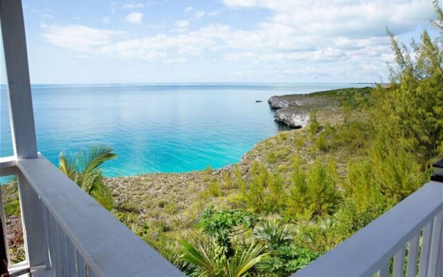 Blue Love Point 3BR by Eleuthera Vacation Rentals