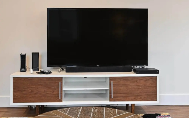 Newly Remodeled 3 BDR House Near Dodgers Stadium