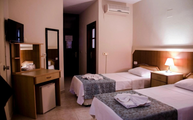 Yaprak Hotel