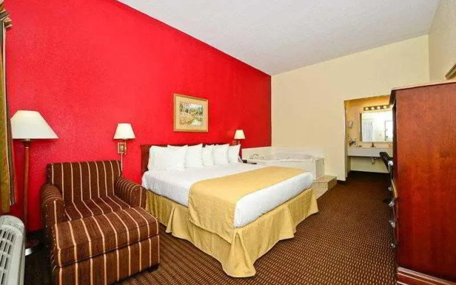 Manchester Heritage Inn & Suites