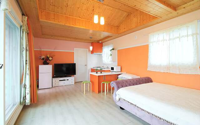 Yeoju Ipobo Riverside Pension