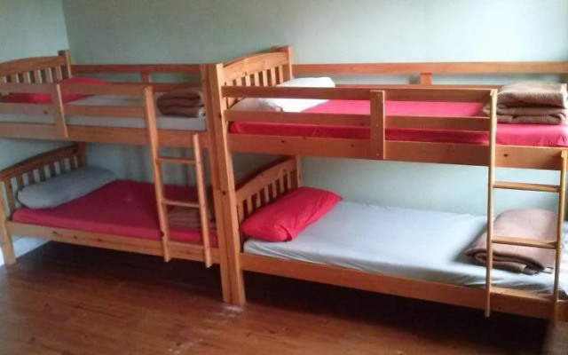 Roots&Boots Singular Hostel