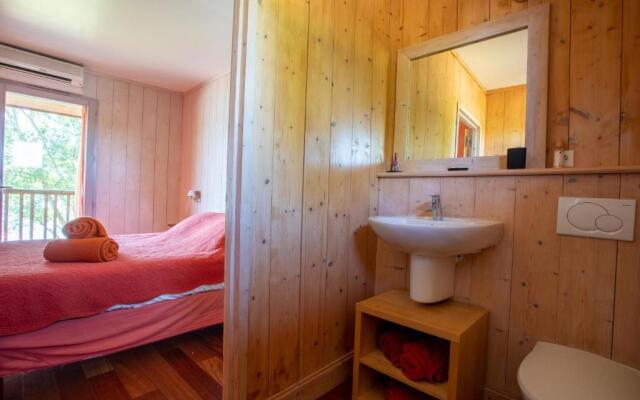 Au Bord de L'eau - Grande Maison - Baurech Insolite