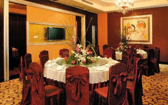 Dongguan Haixia Hotel
