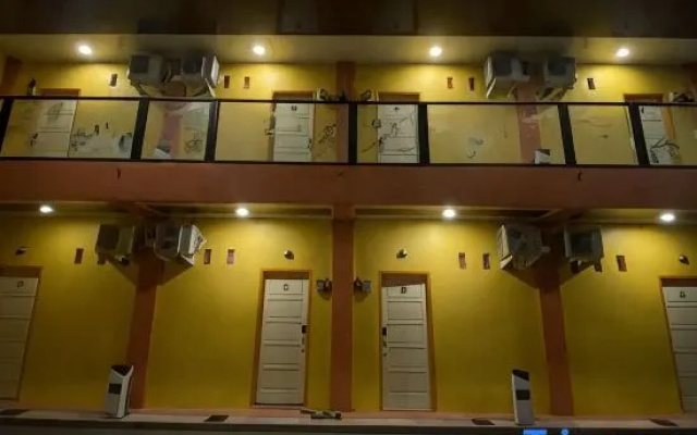 Kelapa Gading Guesthouse