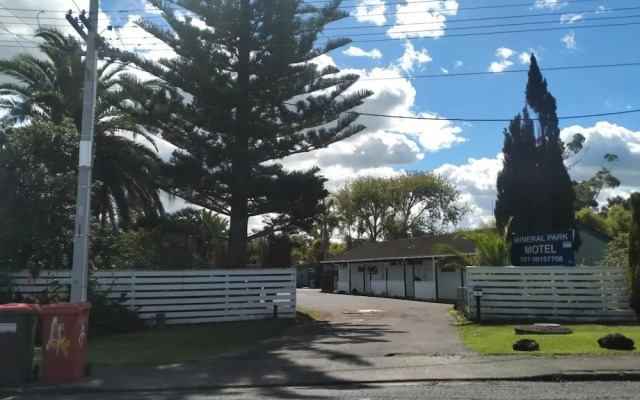 Mineral Park Motel