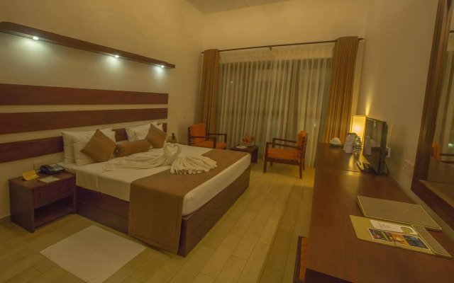 Avenra Beach Hikkaduwa