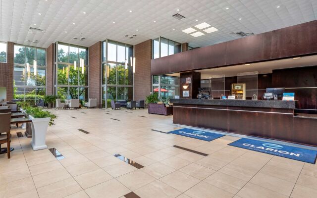 Clarion Inn