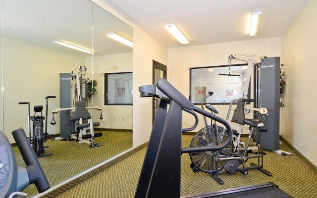 Americas Best Value Inn Louisville