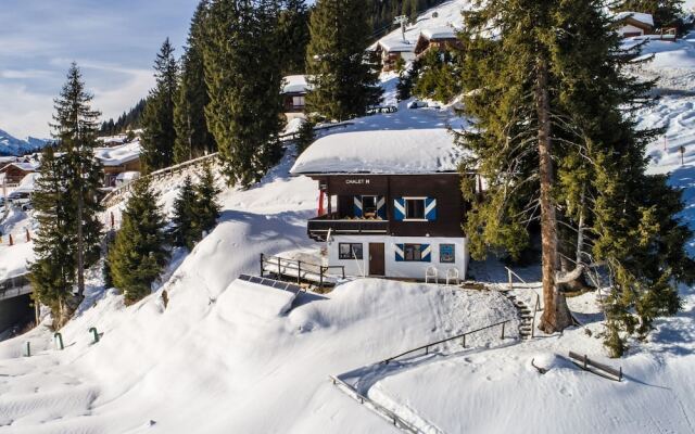 Gorgeous Chalet With Sauna in Konigsleiten