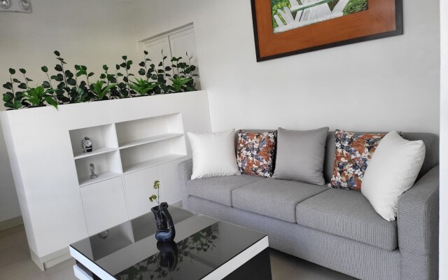 Rooms R Us - Evangelista