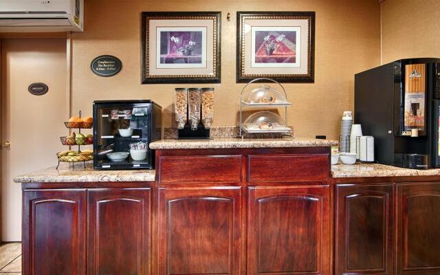 Best Western Los Alamitos Inn & Suites